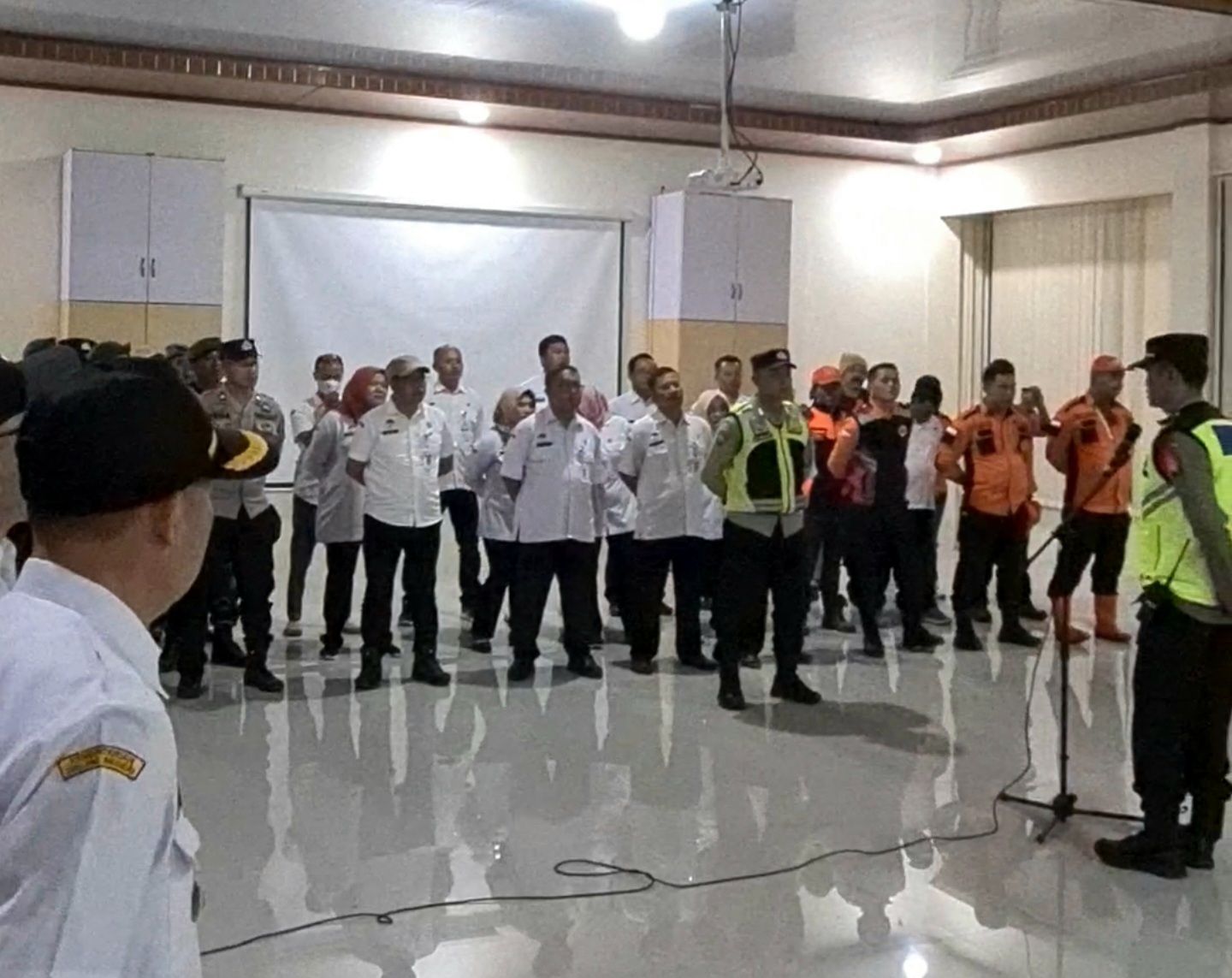 perkuat-sinergitas-tim-gabungan-watumalang-gelar-apel-dan-patroli-cipta-kondisi-jelang-tahun-baru-2026